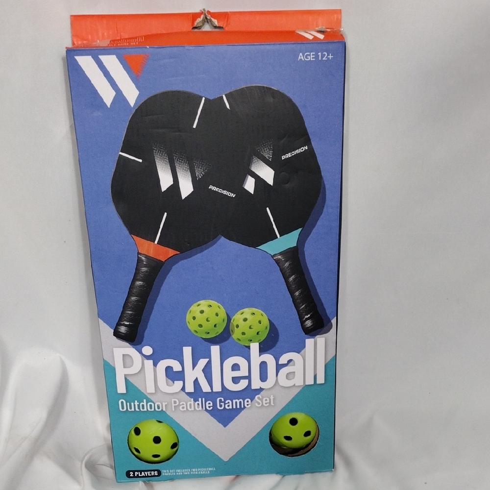 NIB Wildside Pickleball Outdoor Paddle Game Set 2 Players With 2 Paddles/Balls